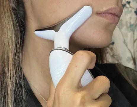 Kova su raukšlėmis ir odos stangrumas